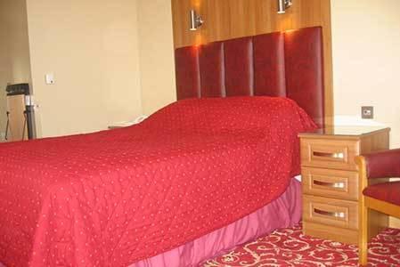 Отель The Royal Hotel