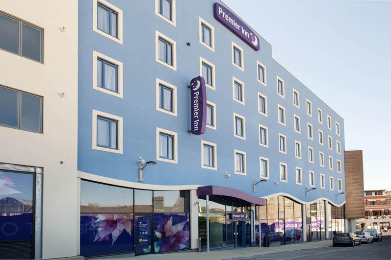 Отель Premier Inn Dorchester