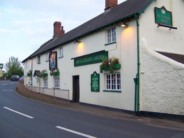 Отель The Butchers Arms