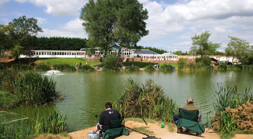 Отель Rookley Country Park