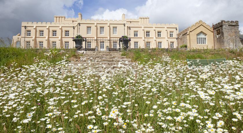Мини-отель Pentillie Castle and Estate