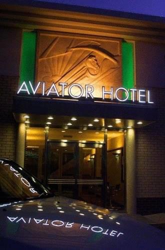 Отель The Aviator Hotel