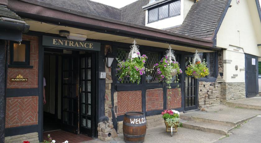 Отель Chequers Country Inn