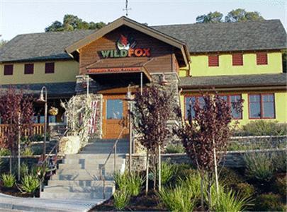 Отель Best Western PLUS Novato Oaks Inn
