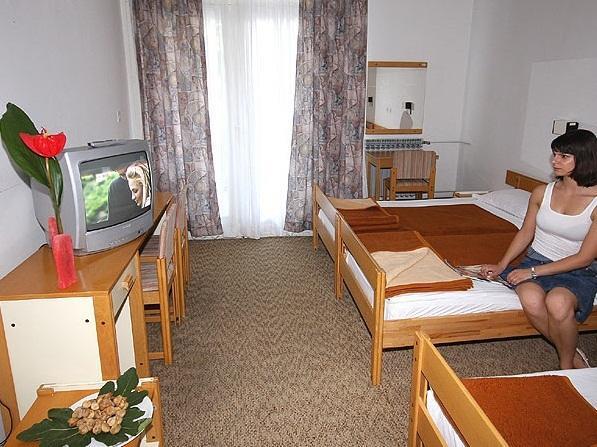 Отель Hotel Lisanj