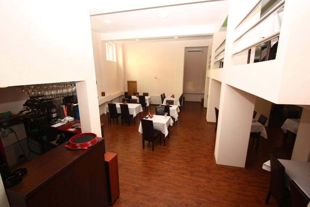 Hotel Basarab