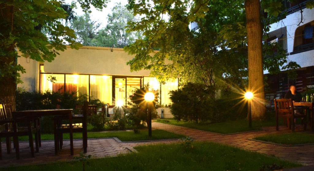 Отель Hotel Sanda