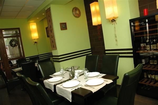 Апартаменты Central House Apartments Bacau
