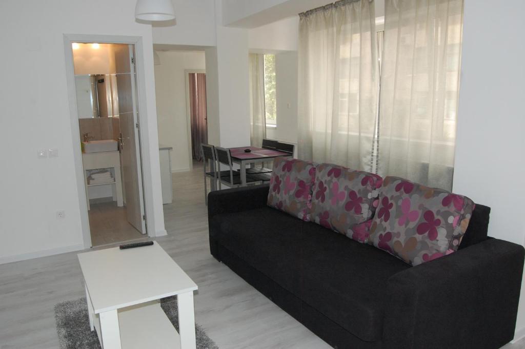 Апартаменты Apartamente Sara 2013