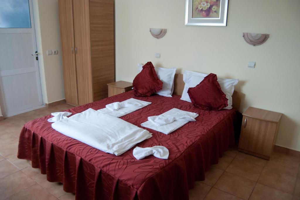 Отель Hotel Laguna