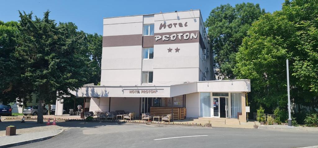 Отель Hotel Proton
