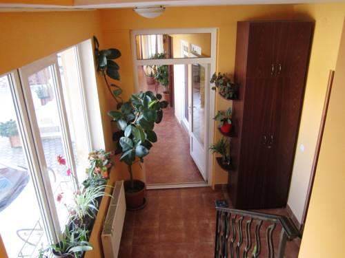 Hostel 7