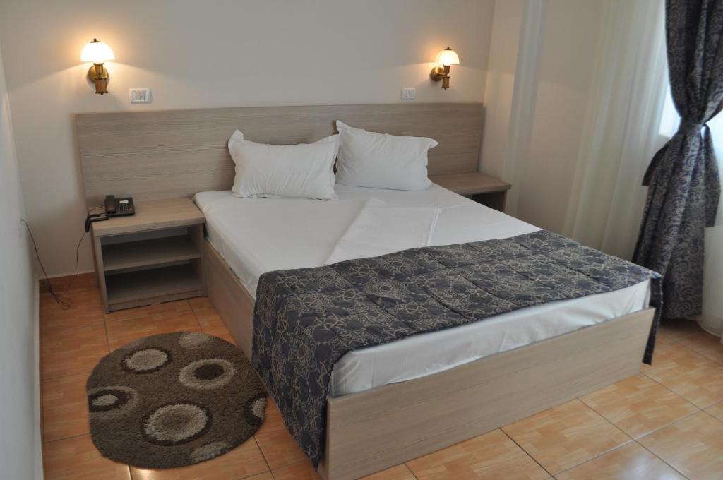 Отель Hotel Regal