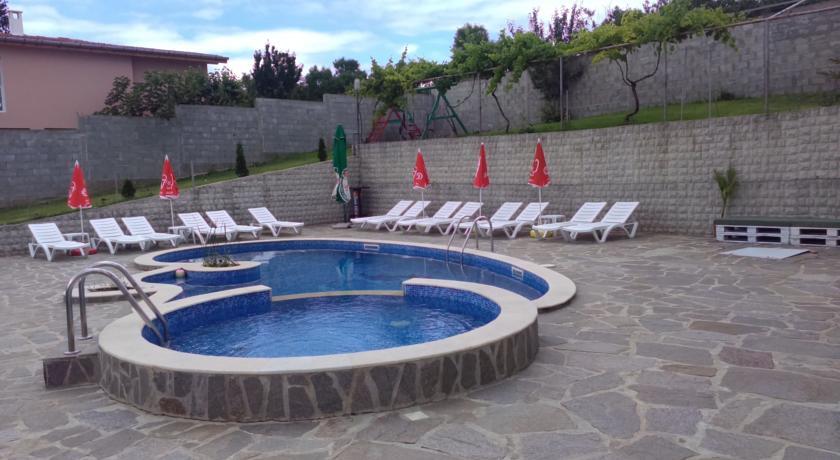 Гостевой дом Relax Guest House