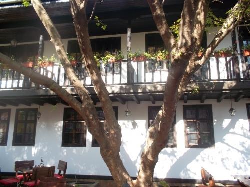 Отель Khan Staria Dobrich Family Hotel