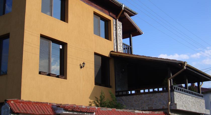 Апартаменты Villa Strandja