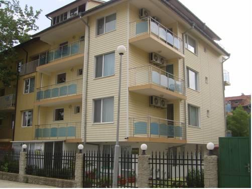 Отель Family Hotel Ahtopol