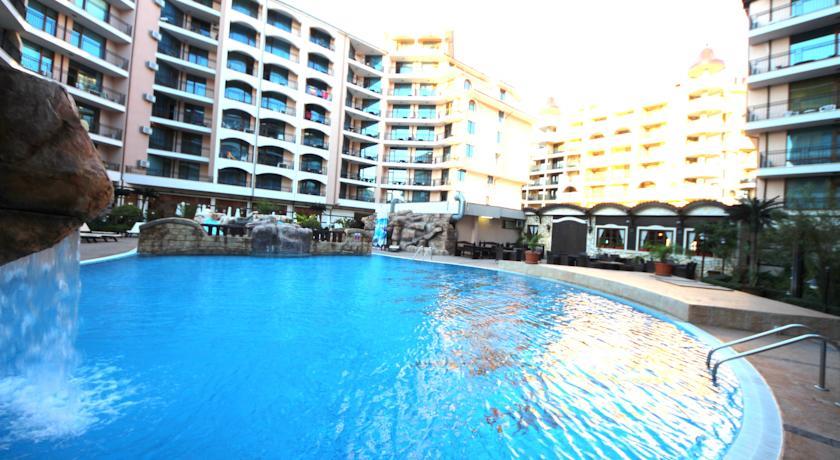 Апартаменты Menada Karolina Apartments