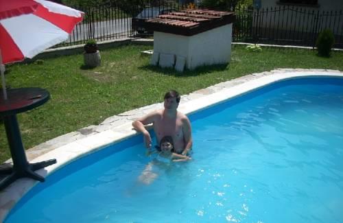 Гостевой дом Guest House Donevska