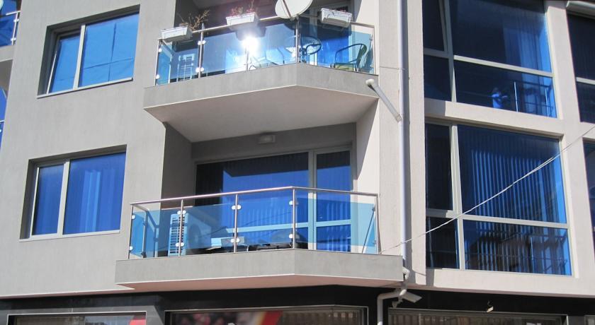 Апартаменты Zhivko Apartment