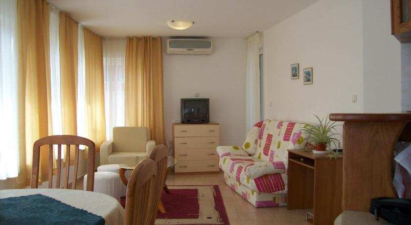 Pontica Suite