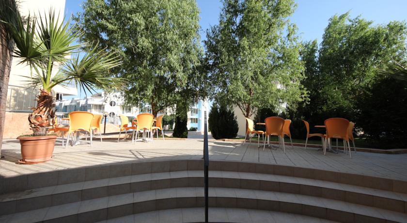 Апартаменты Menada Sunset Kosharitsa Apartments