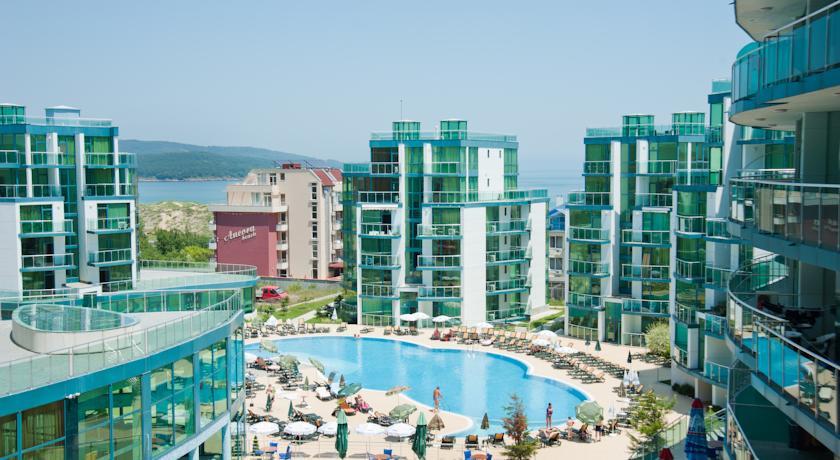 Апартаменты Primorsko Apartments
