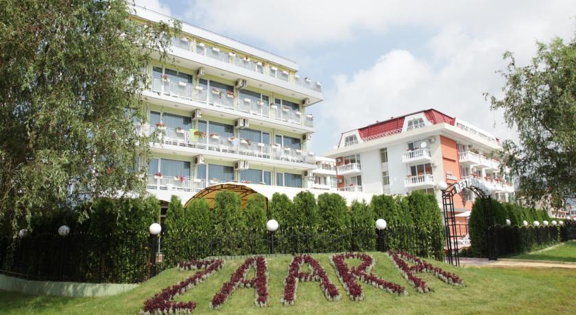Отель Hotel Zaara
