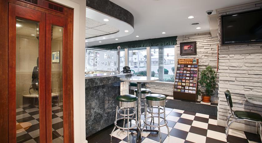 Отель Best Western Route 66 Rail Haven