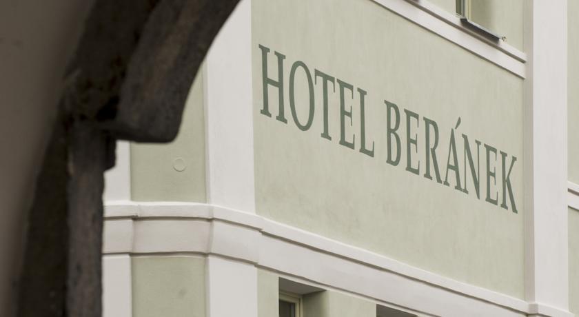 Отель Hotel Beránek