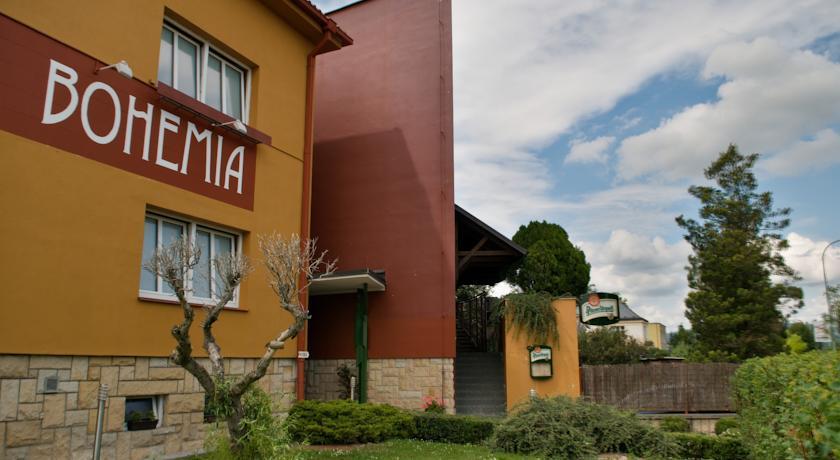 Отель Hotel Bohemia