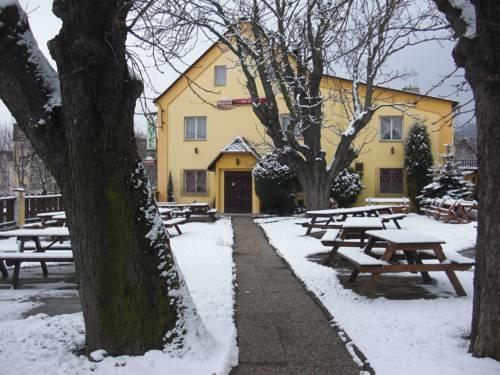 Отель Penzion Pod Kaštany