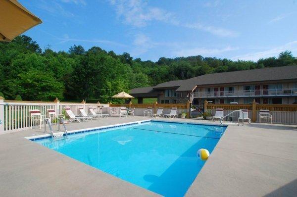 Отель Best Western Smoky Mountain Inn