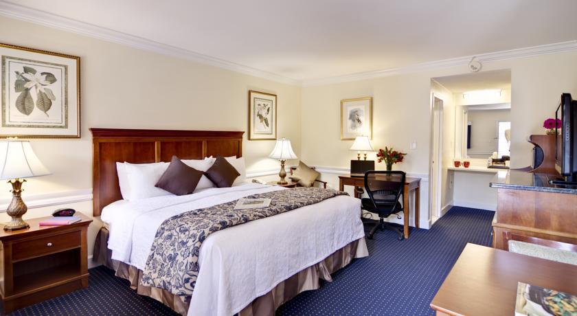 Отель Best Western Plus Sea Island Inn