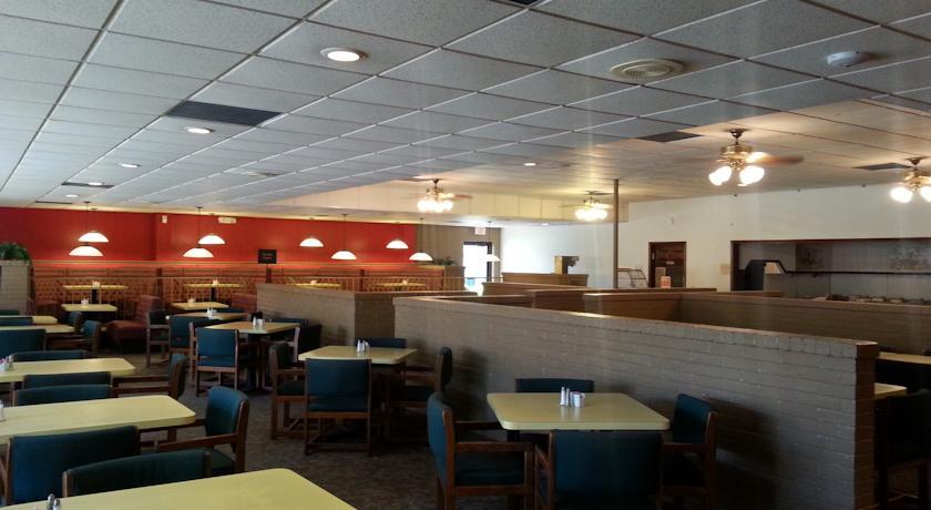 Отель Palm Aire Hotel and Suites Weslaco