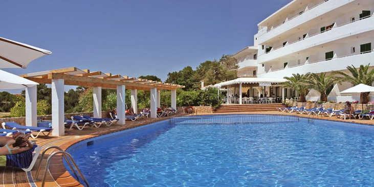 Отель Hotel Cala Saona