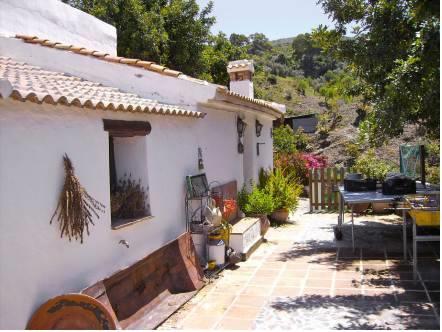 Отель Holiday House Finca Totalán Totalán, Málaga