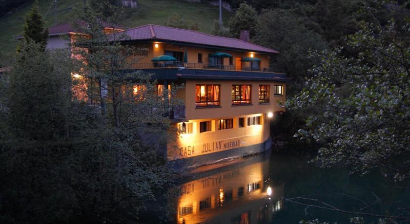 Отель Hotel Casa Julián