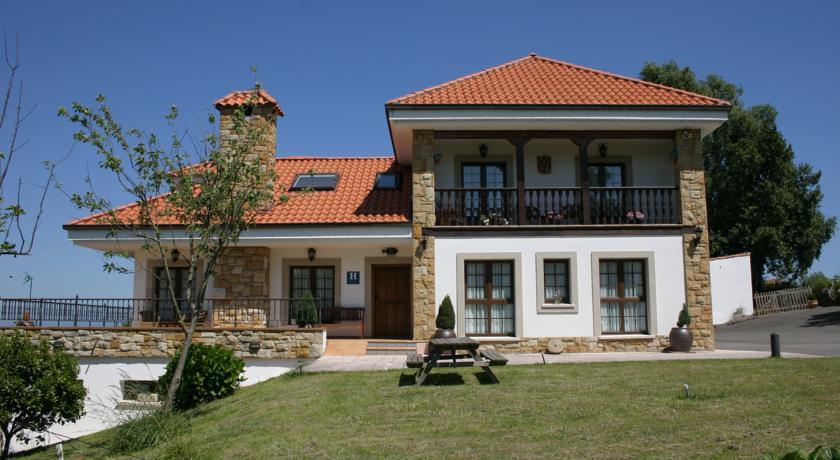 Отель Somonte