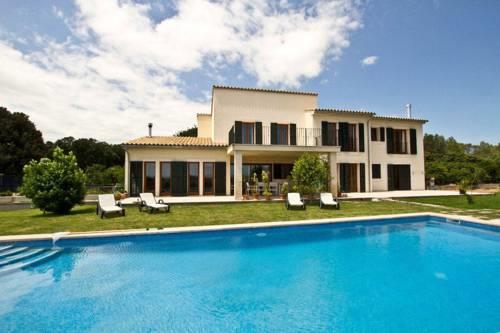 Отель Holiday Home Samina Sa Pobla