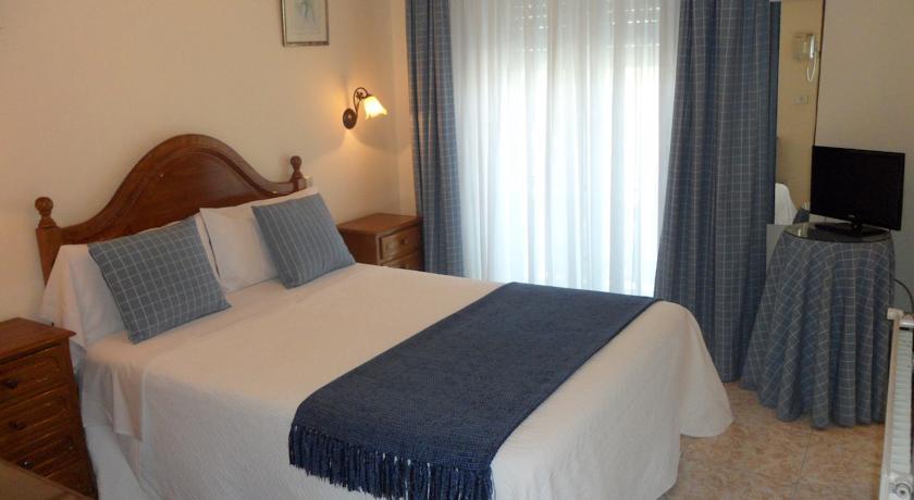 Отель Hotel Avenida