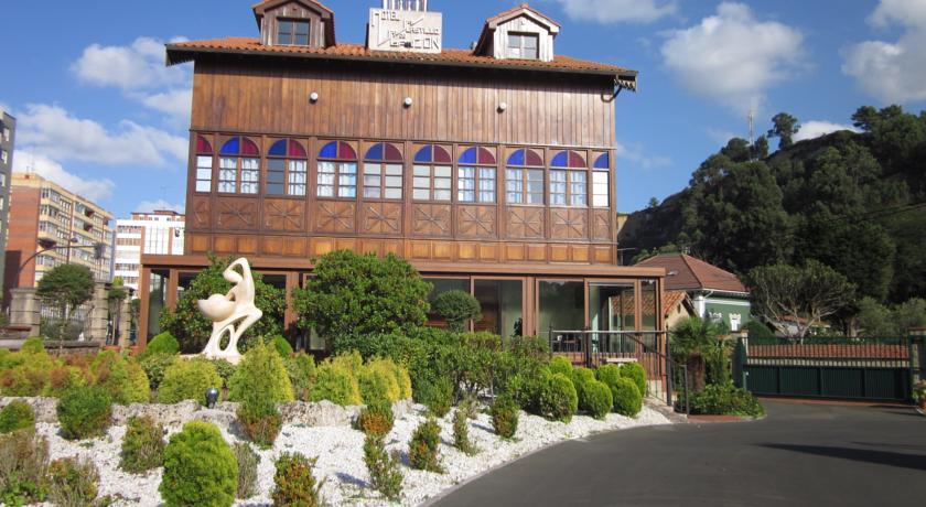 Отель Hotel Castillo de Gauzón