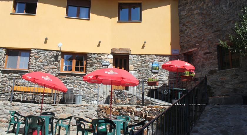 Отель Casa Rural La Fuente