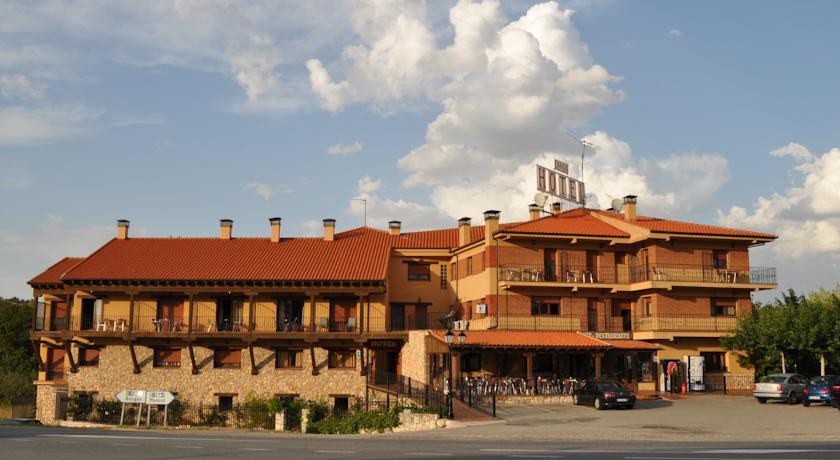 Отель Hotel Langa