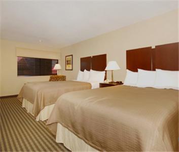 Отель Best Western Cedar Inn