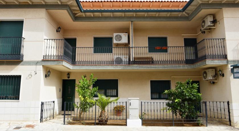 Гостевой дом Hostal Colmenar