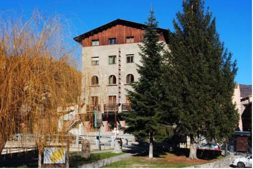 Гостевой дом Hostal Cadí