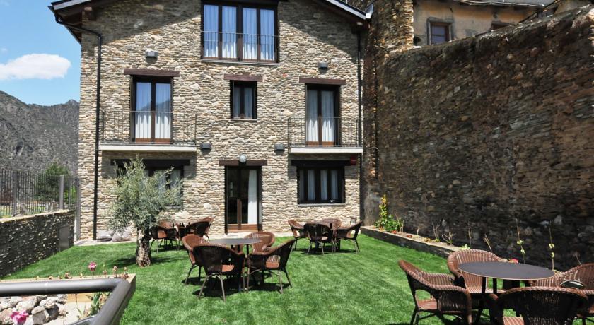 Отель Casa Rural La Comella
