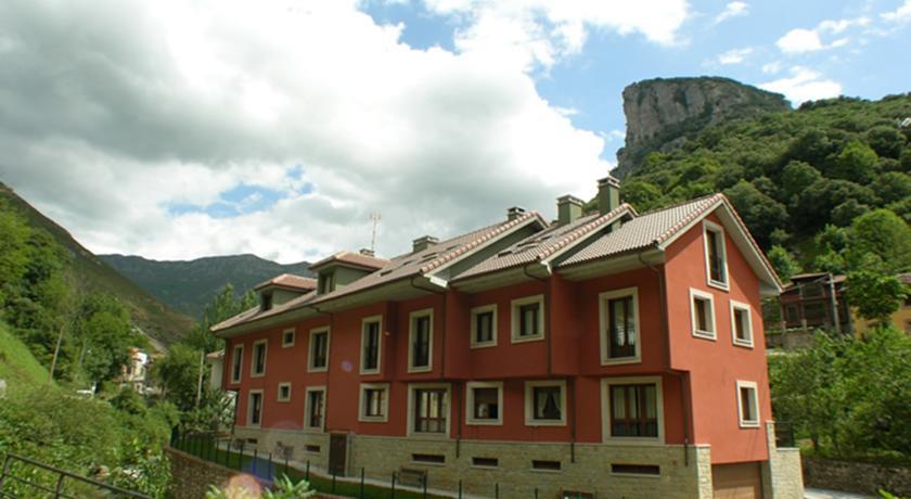 Апартаменты Apartamentos Puente La Molina