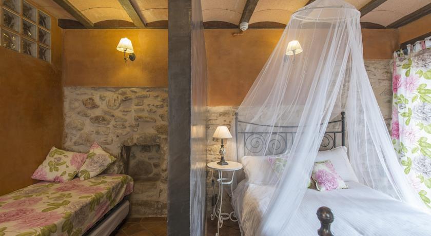 Отель Hotel Rural Mas Prat